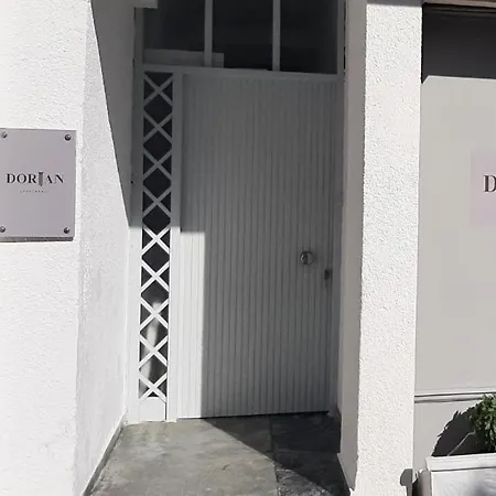 Dorian Apartment